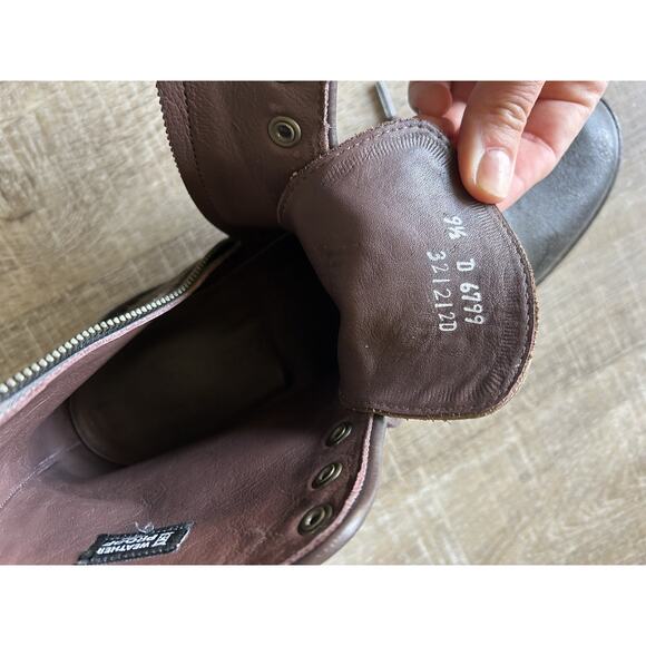 Allen Edmonds Higgins Mill Weatherproof Zip Lug Boot Brown 9.5 D USA main image 4